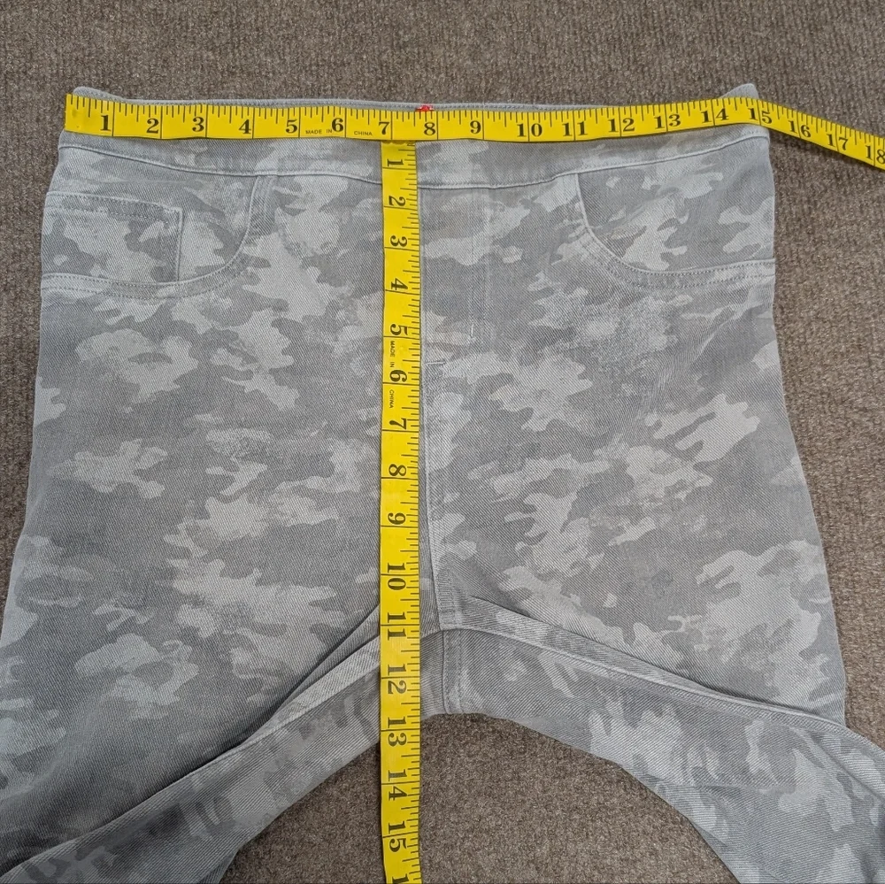SPANX Women's Gray Camouflage Stretch Jeggings (Large)